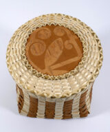 Wabanaki Black Ash Incised Birch Bark Basket Passamaquoddy ME00742-2